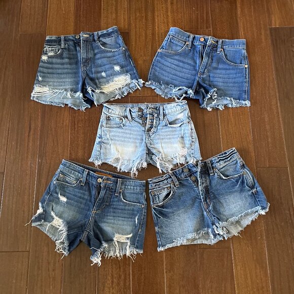 Designer Jean Shorts size 24 - 5 pair $60 or $15 each - Picture 3 of 3